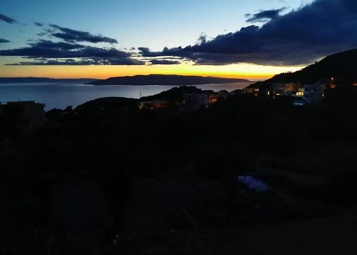 بيت للعطل Astra - Where Mountain Meets The Sea ماكارسكا